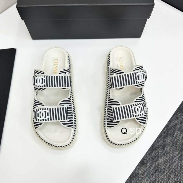 Picture of Chanel Shoes _SKUChanelsz35-40SD03032511